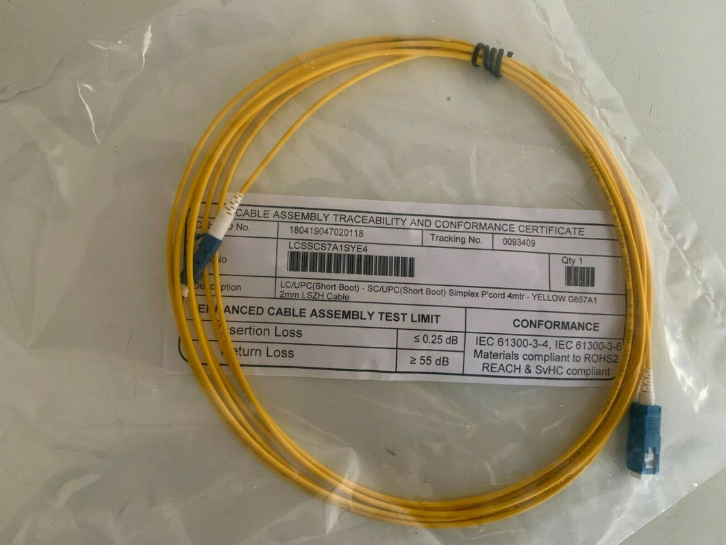 Patchcord fibre optic LC/UPC short boot - SC/UPC short boot Simplex 4m