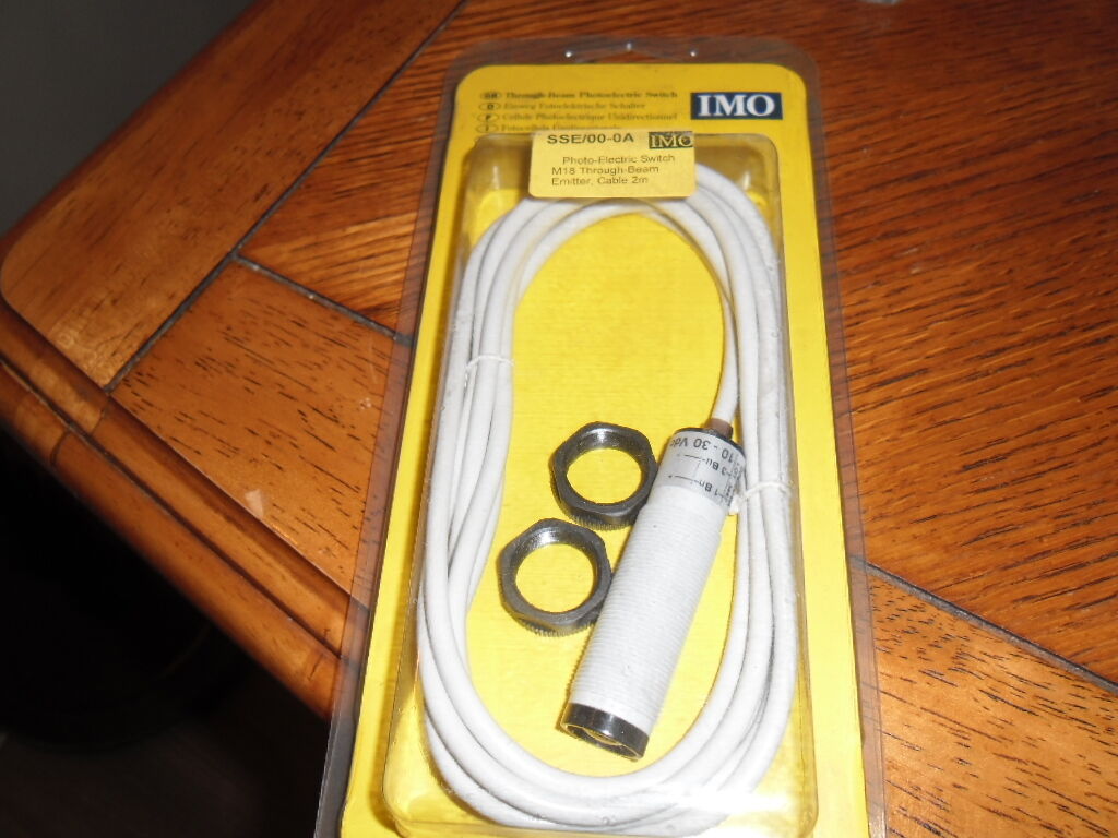 IMO SSE/00-0A Photo Electric Switch,  M18, 10-30VDC M18 THROUGH BEAM EMITTER
