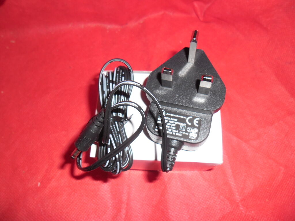 leader electronics ac adapter output 5v d.c 300ma uk plug model;mu03-d50030-b2