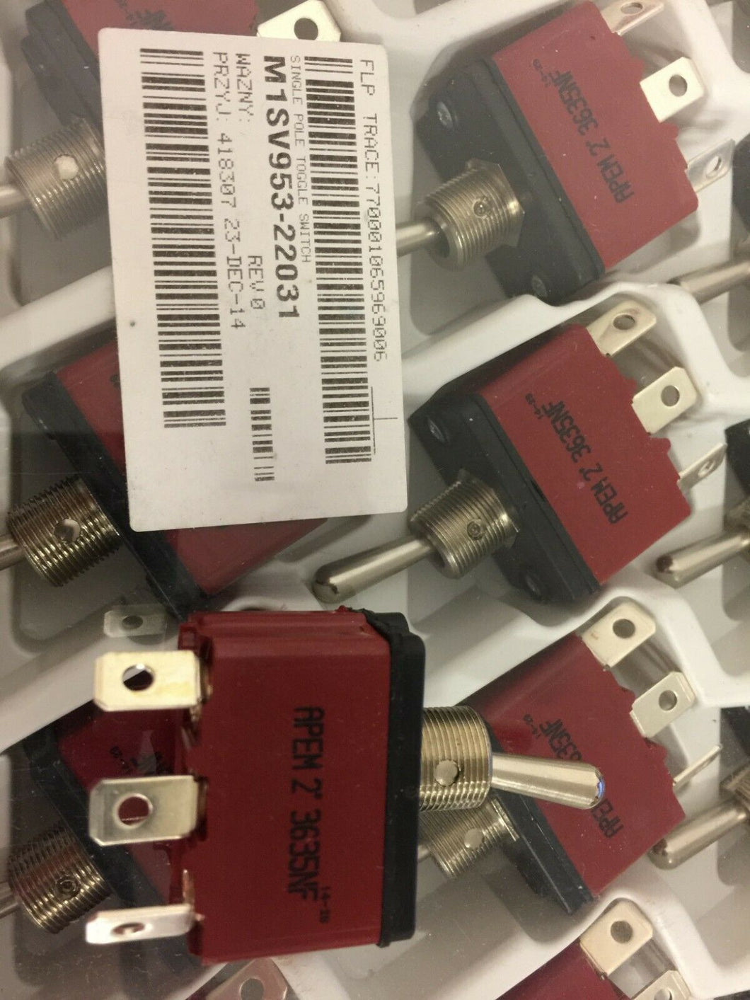 Apen Single Pole Single Throw (SPST) Toggle Switch, On-Momentary, IP67, Pane