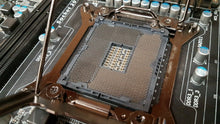 Load image into Gallery viewer, Gigabyte GA-X79-UD3 Motherboard - Intel Socket 2011 ATX
