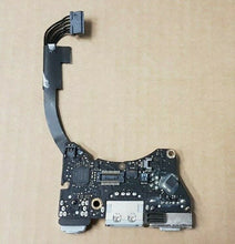 Load image into Gallery viewer, Genuine A1370 Apple Macbook Air 11&quot; - 2011 DC-IN Power Jack / USB / Audio Board
